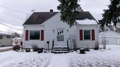 1171 Mather St, Green Bay, WI 54303