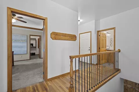 Entry Way - 8464 County Rd S, Pulaski, WI 54162 photo 4 of 7