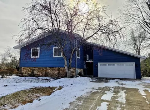 4515 W Edgewood Dr, Appleton, WI 54913 photo 1