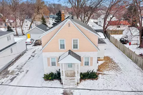 1430 N Graceland Ave, Appleton, WI 54911 photo 2