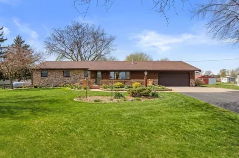 1110 S Allen Rd, Green Bay, WI 54311