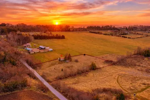 e5121 Lovers Lane, Kewaunee, WI 54216