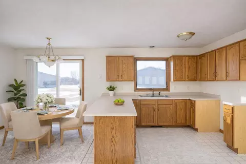 Kitchen - w2247 Block Road, Kaukauna, WI 54130 photo 4 of 4
