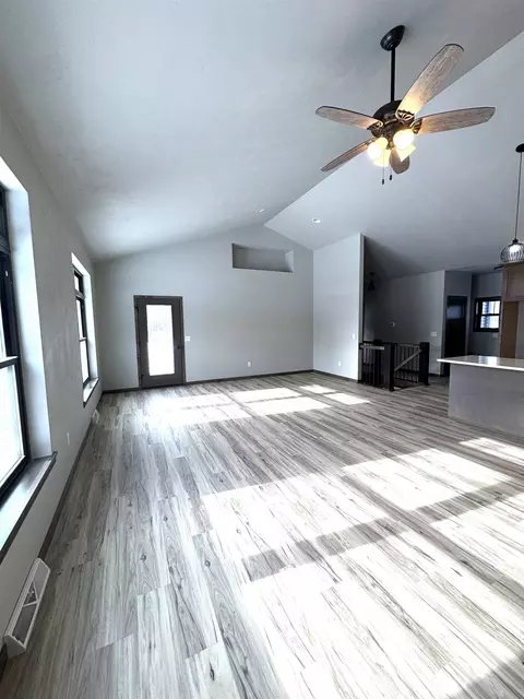 Living - 2005 E Ridge Haven Ln, Appleton, WI 54913 photo 1 of 2