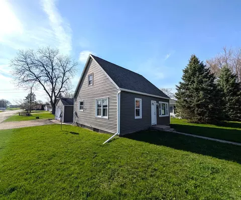 181 S Washington St, Berlin, WI 54923