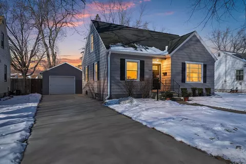 1420 12th Ave, Green Bay, WI 54304