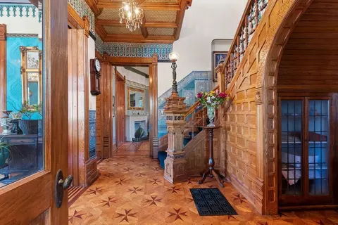 Entry Way - 1107 Algoma Blvd, Oshkosh, WI 54901 photo 1 of 12