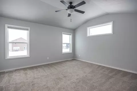 Bedroom - 4535 N Cherryvale Ave, Appleton, WI 54913 photo 4 of 7