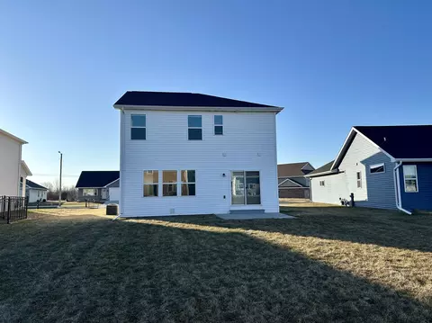 Exterior - 4535 N Cherryvale Ave, Appleton, WI 54913 photo 5 of 5