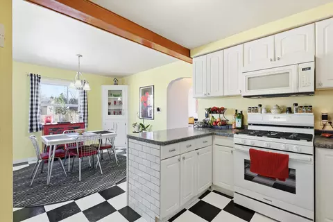 Kitchen - 807 N Badger Ave, Appleton, WI 54914 photo 4 of 4