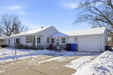 807 N Badger Ave, Appleton, WI 54914