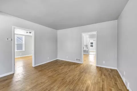 Living - 415 E Maple St, Appleton, WI 54915 photo 4 of 5