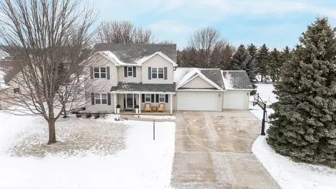 w6054 Zinnia Drive, Appleton, WI 54915
