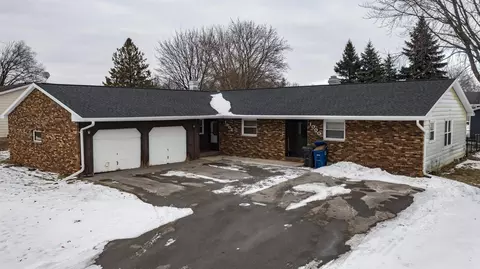 1000 Miller Ln, Kaukauna, WI 54130