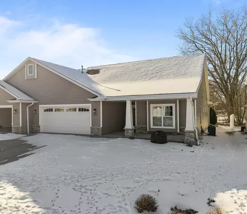 1857 N Margaret St, Appleton, WI 54913