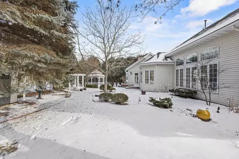 324 E Haddonstone Dr, Appleton, WI 54913 photo 36