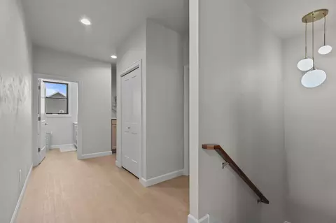 Entry Way - 294 E Sweetwater Way, Appleton, WI 54913 photo 5 of 8
