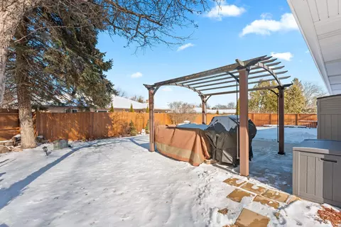 Exterior - 1632 W Cloverdale Dr, Appleton, WI 54914 photo 8 of 14