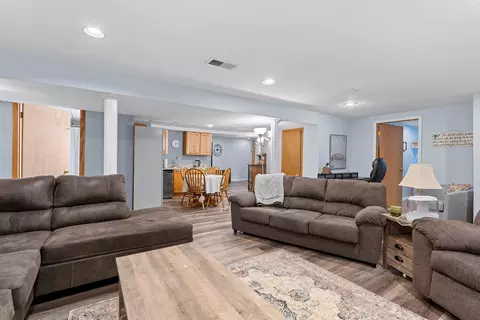 Living - 1632 W Cloverdale Dr, Appleton, WI 54914 photo 7 of 7
