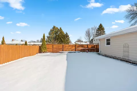Exterior - 1632 W Cloverdale Dr, Appleton, WI 54914 photo 12 of 14