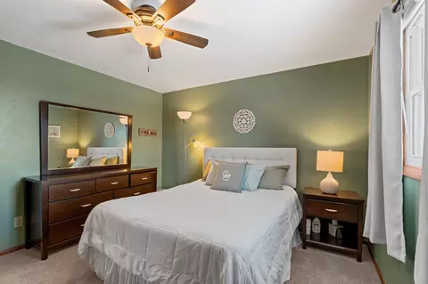 Bedroom - 1632 W Cloverdale Dr, Appleton, WI 54914 photo 7 of 12