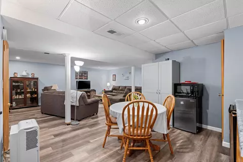 Dining - 1632 W Cloverdale Dr, Appleton, WI 54914 photo 3 of 4