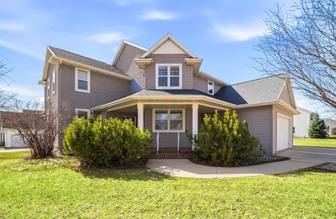 321 E Apple Creek Rd, Appleton, WI 54913