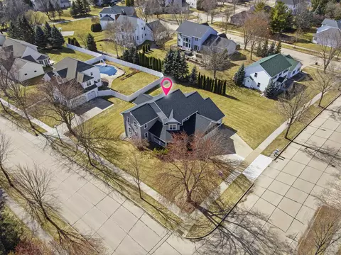 View/Area - 321 E Apple Creek Rd, Appleton, WI 54913 photo 2 of 5
