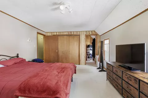 Bedroom - 221 E Winnebago St, Appleton, WI 54911 photo 6 of 7