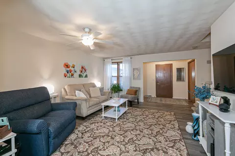 Other - 720 S Westhaven Pl #F, Appleton, WI 54914 photo 3 of 3