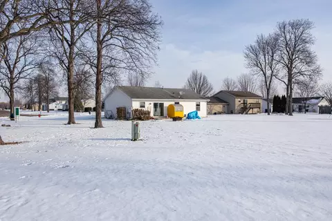 Exterior - w5479 Hidden Trail Lane, Appleton, WI 54915 photo 4 of 6
