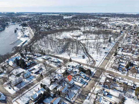 View/Area - 821 W Prospect Ave, Appleton, WI 54915 photo 6 of 11