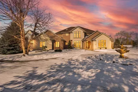 3086 Buttercup Rd, Neenah, WI 54956