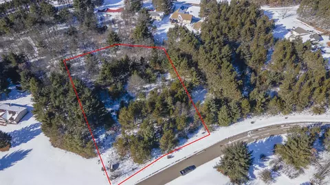 congdon drive, Coloma, WI 54930