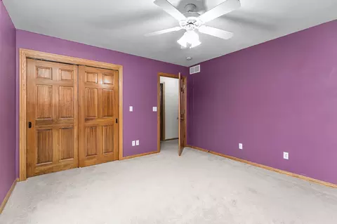 Bedroom - 525 W Wayfarer Ct, Appleton, WI 54913 photo 6 of 8
