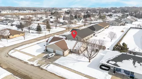View/Area - 3540 N Terri Ln, Appleton, WI 54914 photo 2 of 8