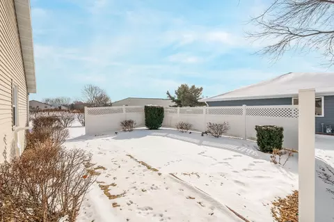 Exterior - 3540 N Terri Ln, Appleton, WI 54914 photo 3 of 6