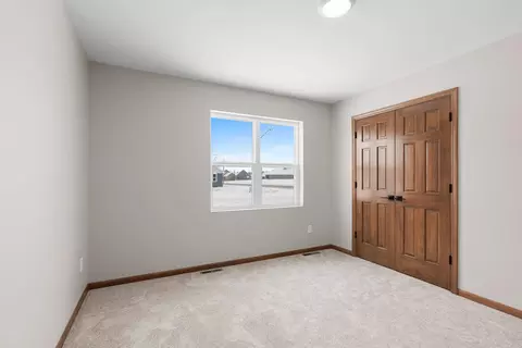 Bedroom - n9292 Constellation Drive, Appleton, WI 54915 photo 7 of 12