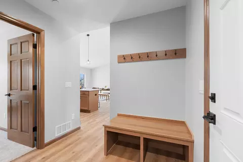 Entry Way - n9292 Constellation Drive, Appleton, WI 54915 photo 2 of 2