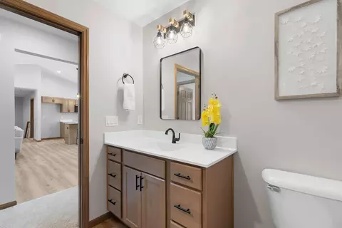 Bath - n9292 Constellation Drive, Appleton, WI 54915 photo 6 of 10