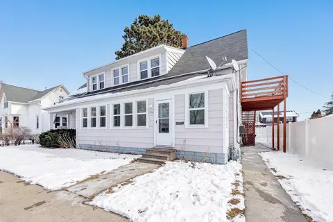 119 S Ontario St, De Pere, WI 54115