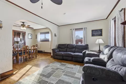 Living - 1314 N Harriman St, Appleton, WI 54911 photo 3 of 3