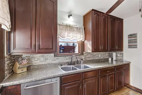 Kitchen - 1314 N Harriman St, Appleton, WI 54911 photo 3 of 4