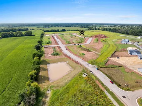 xavier drive, Neenah, WI 54956