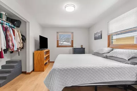 Bedroom - 2519 S Eric Dr, Appleton, WI 54915 photo 2 of 6