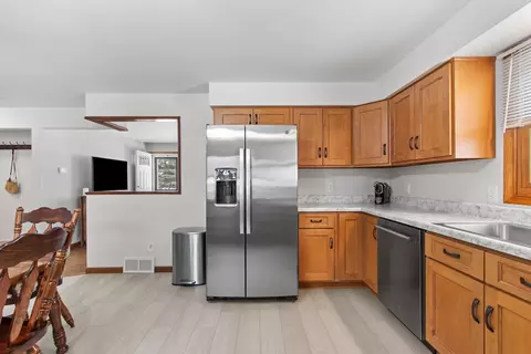 Kitchen - 2519 S Eric Dr, Appleton, WI 54915 photo 1 of 5