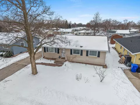 View/Area - 2519 S Eric Dr, Appleton, WI 54915 photo 3 of 9