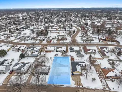 View/Area - 2519 S Eric Dr, Appleton, WI 54915 photo 7 of 9