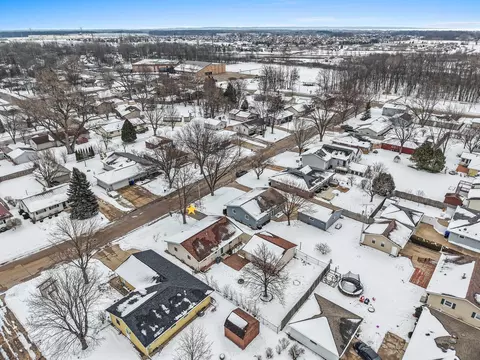View/Area - 2519 S Eric Dr, Appleton, WI 54915 photo 8 of 9