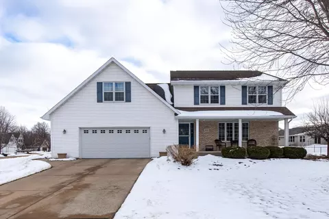 1655 Elk Trail Ct, Neenah, WI 54956